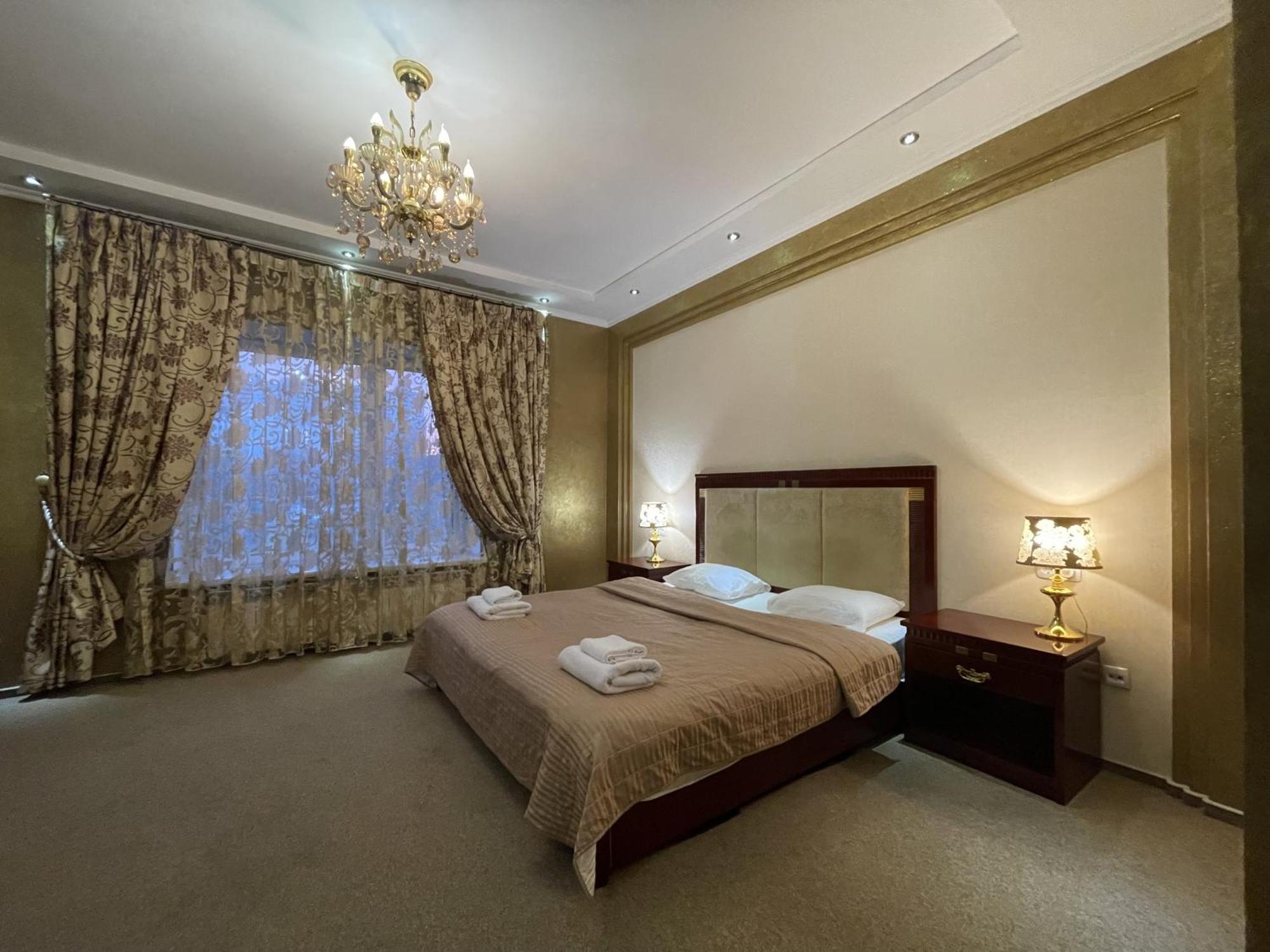 Київські Ночі Hotel Exterior photo