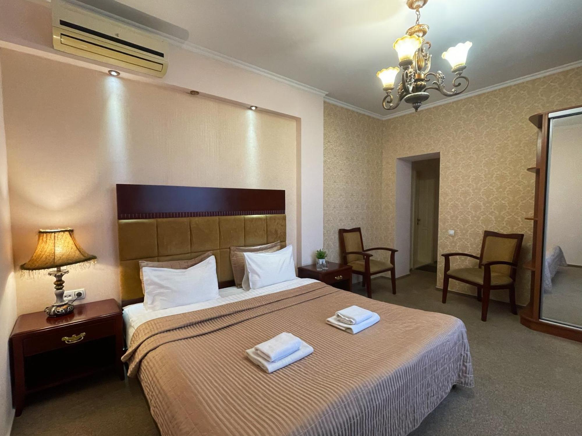 Київські Ночі Hotel Exterior photo