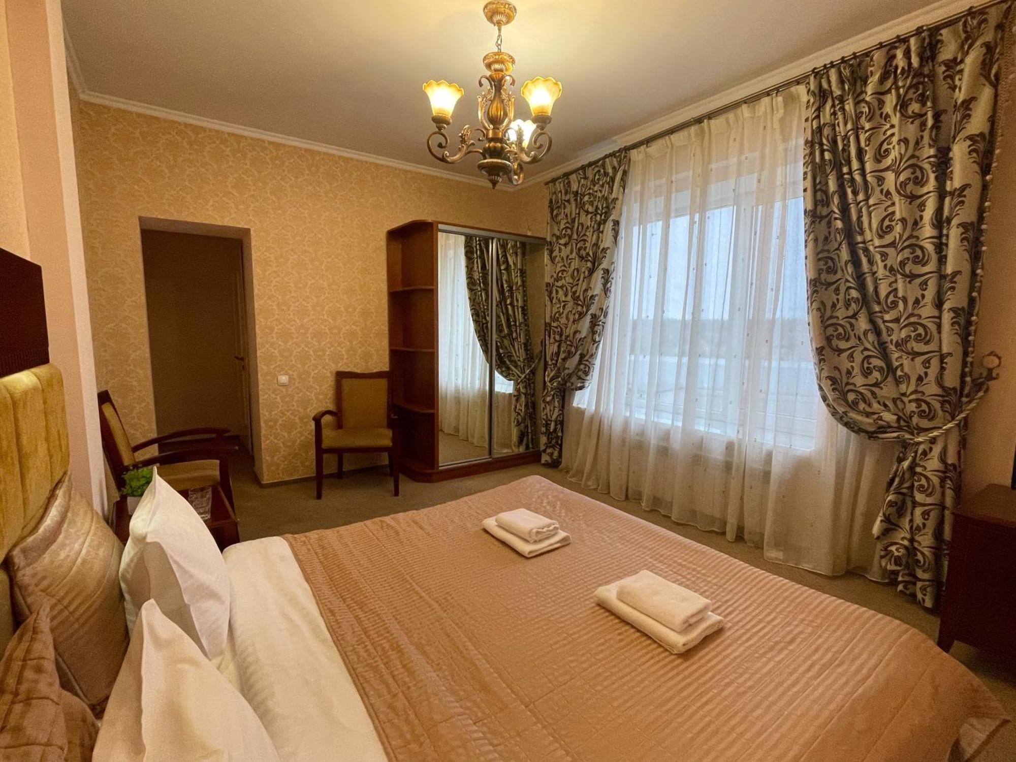 Київські Ночі Hotel Exterior photo