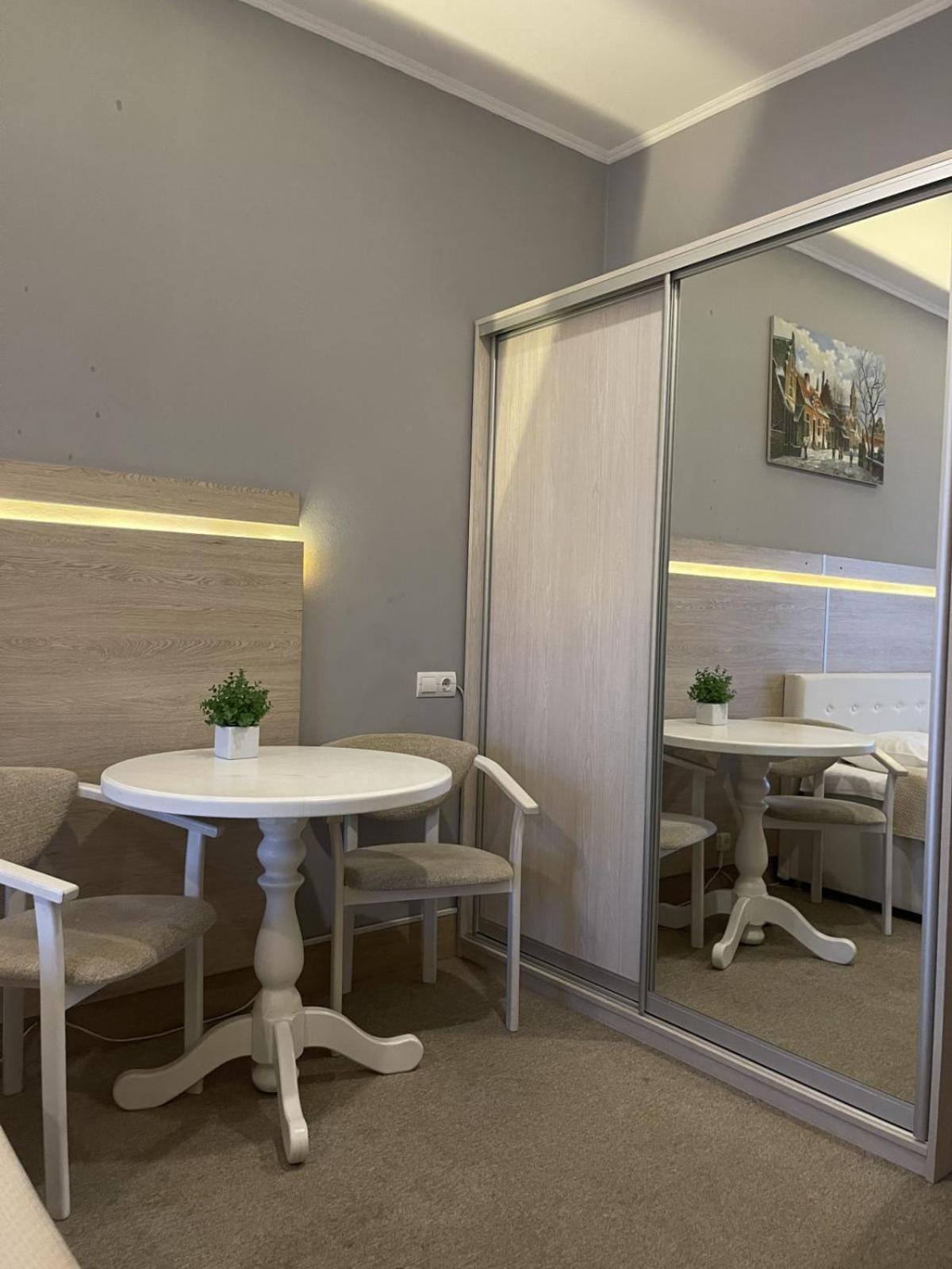 Київські Ночі Hotel Exterior photo